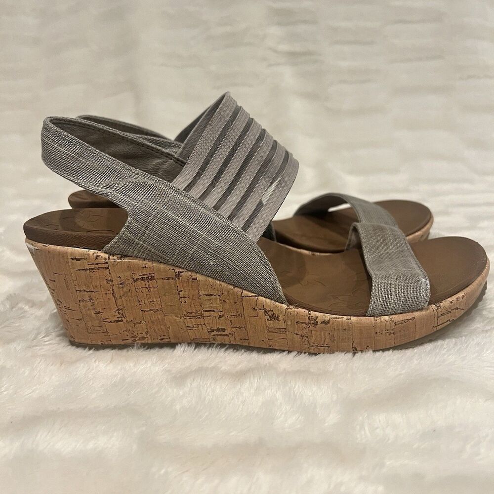 Skechers Luxe Foam Beverlee Smitten Wedge Sandals Size 9